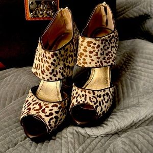 BCNGeneration Ladies shoes size 6B.